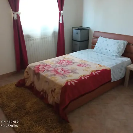 Nuova Emilia Διαμέρισμα *